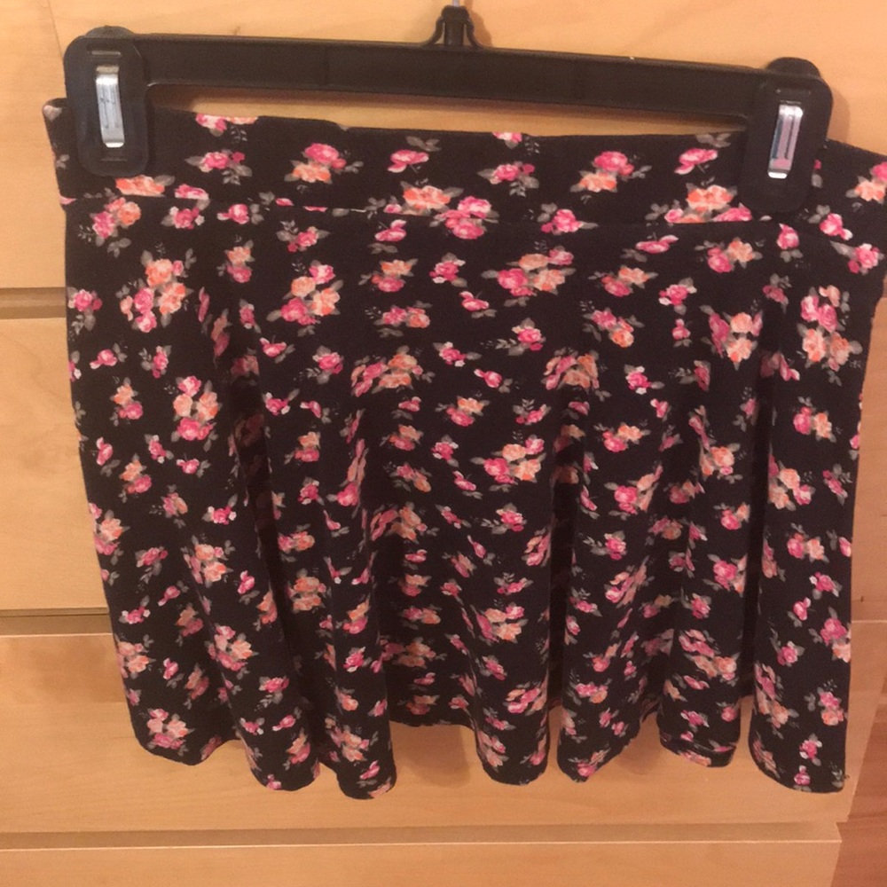 Forver 21 high waisted floral skirt